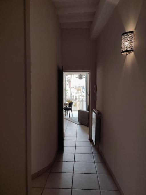 דירות Uzes Centre Quartiers Des Arts Charme De L'Ancien מראה חיצוני תמונה